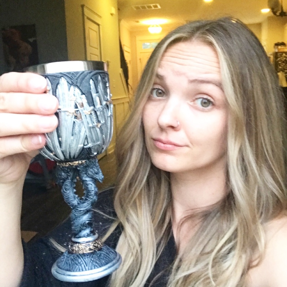 Meet your Posher, Alexis